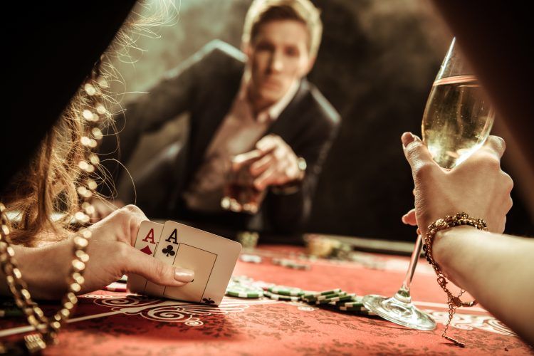 Canlı Blackjack’te 3:2, 6:5, Soft 17 ve Double Kuralları Kasa Avantajını Nasıl Değiştirir?