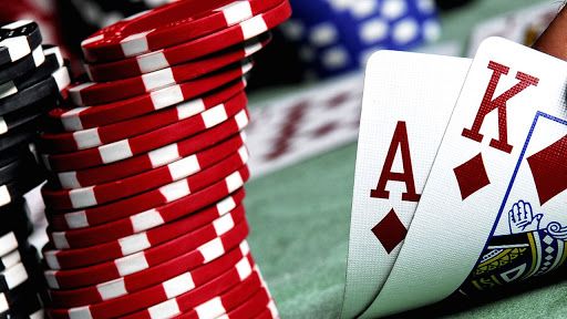 Canlı Casino Game Show Oyunları Nasıl Çalışır? Çarpanlar RTP ve Volatiliteyi Nasıl Değiştirir?